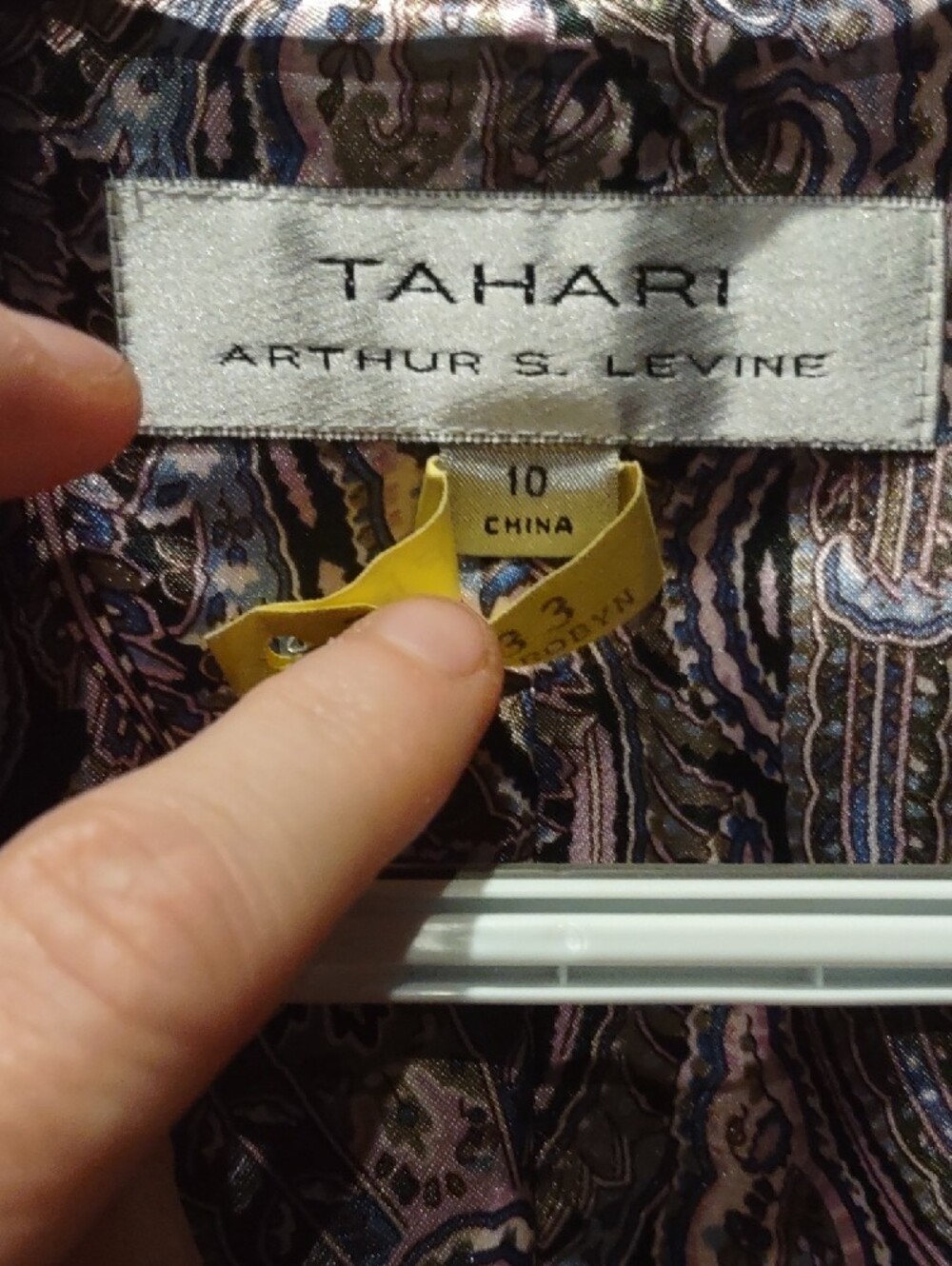 Tahari Pink, Mauve Velvet Blazer Jacket with Shawl Lapel Fancy Buttons 10 - Picture 7 of 8